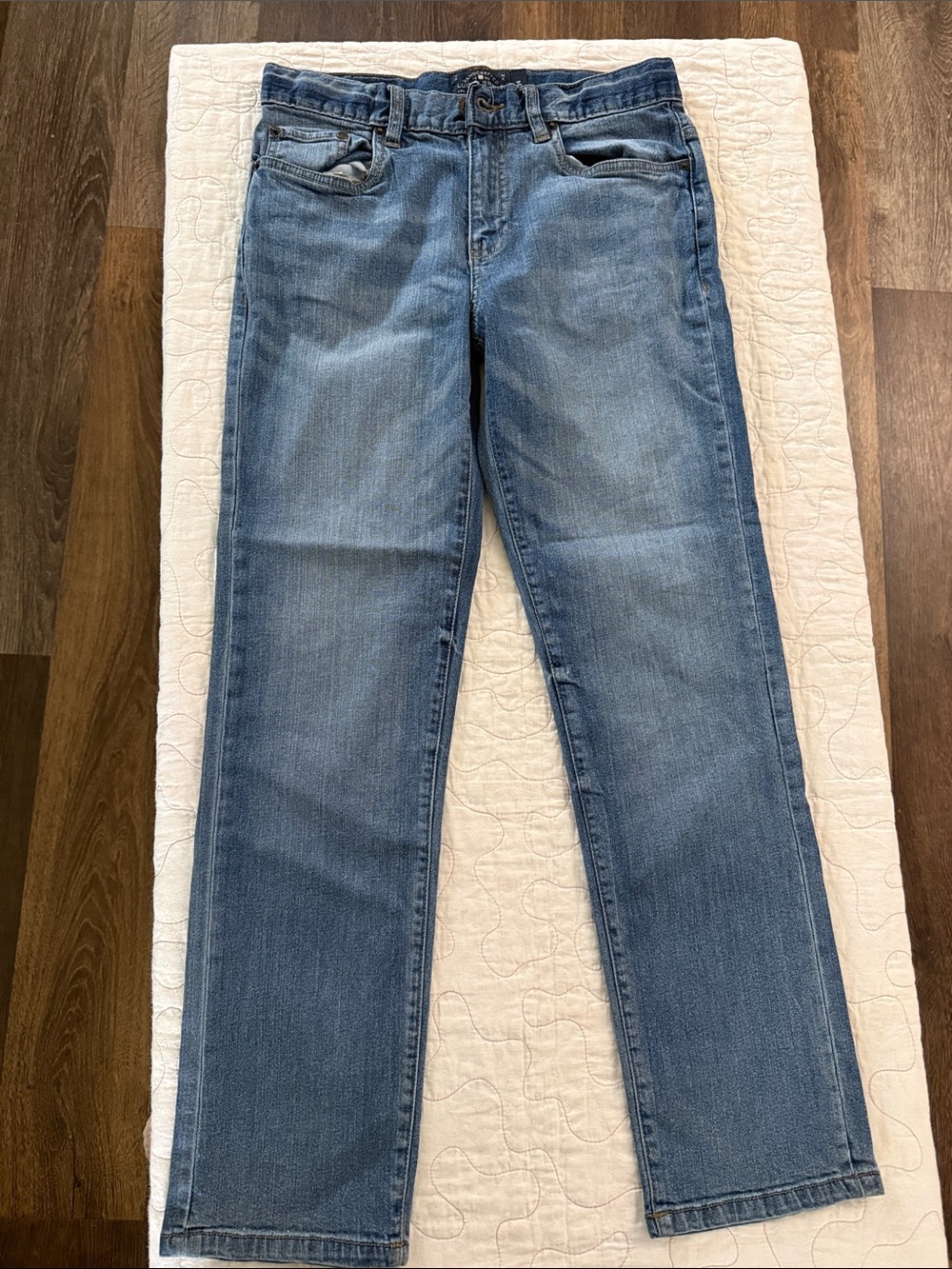 Lucky Brand Straight-Leg Jeans in Light Blue Wash